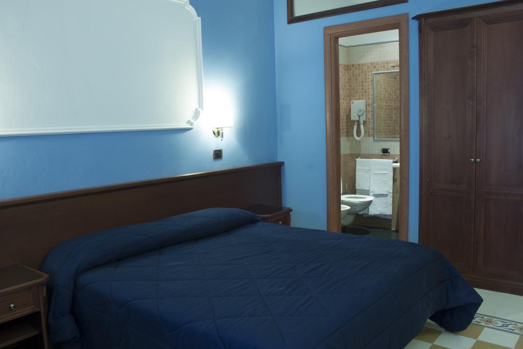 Clara Domus Hotel Rome Exterior photo