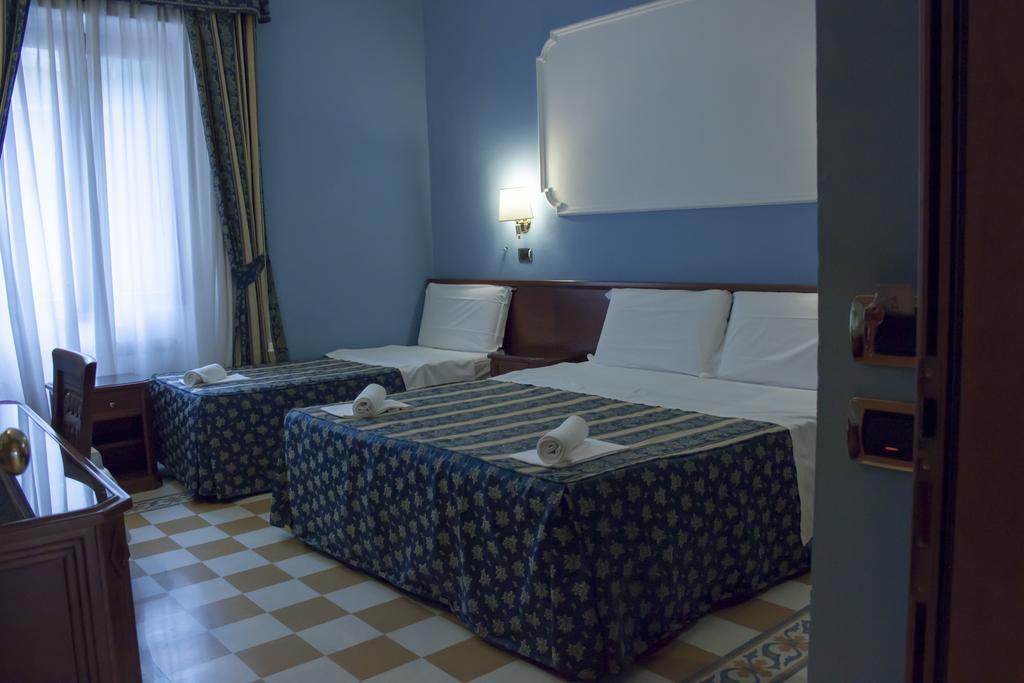 Clara Domus Hotel Rome Exterior photo